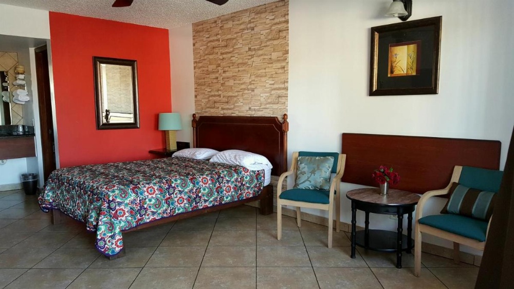 Lago Motor Inn Image 24